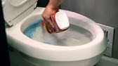 How to Clean a Bathtub - YouTube