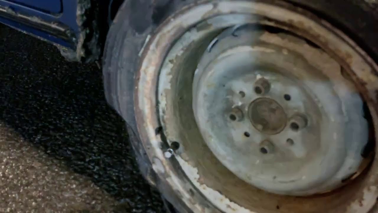 ЛОПНУЛО КОЛЕСО НА ХОДУ - YouTube