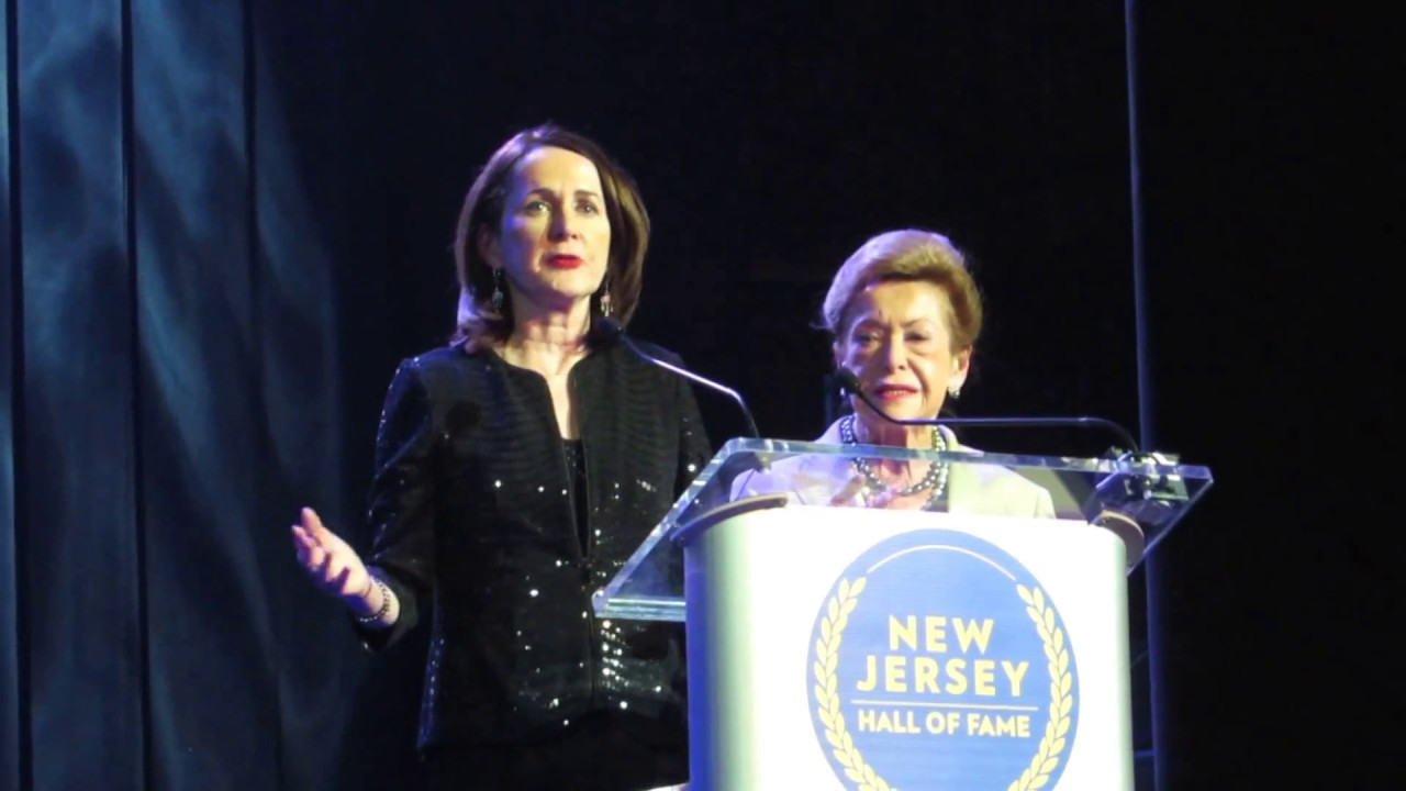 Mary Higgins Clark Introduces Her Daughter Carol Higgins Clark Into The