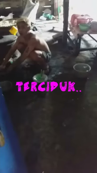 Ngintip janda lg nyuci