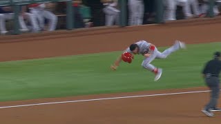 Gio Urshela tears his ACL brutally trying to beat out a double play 😳 #Angels #Rangers