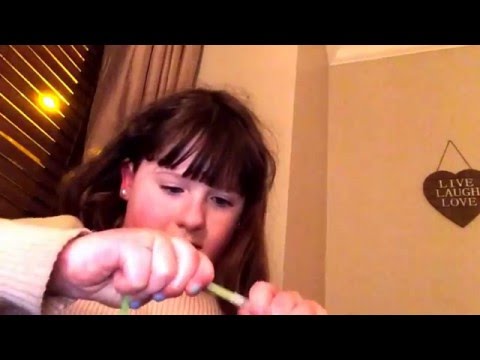 Making a glow stick necklace