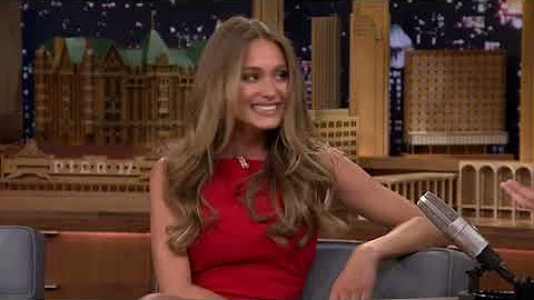 Hannah Davis Was Shocked She Got the SI Swimsuit C...