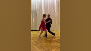 Universitango.com - Pablo & Ludmila - Tango Argentino - Vals