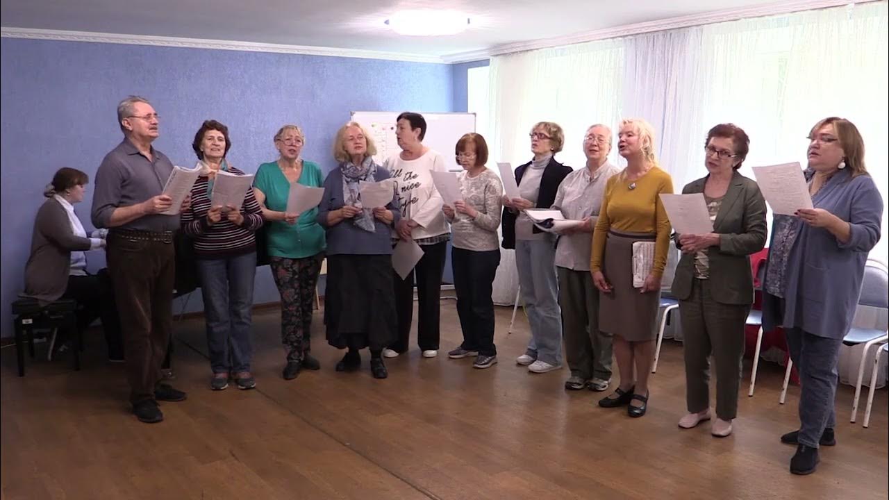 Песнь черемушки. Ансамбль Черемушки в Москве.