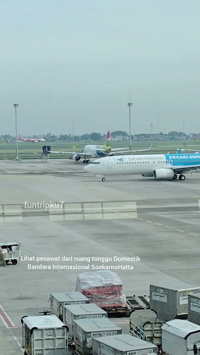 Indah, pemandangan dari ruang tunggu Bandara Internasional SoekarnoHatta Cengkareng