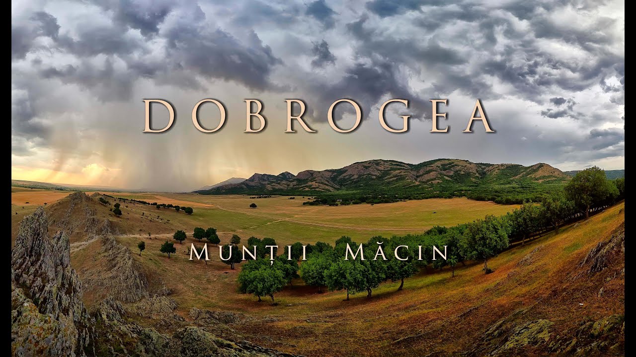 Munții Măcin, toamna.