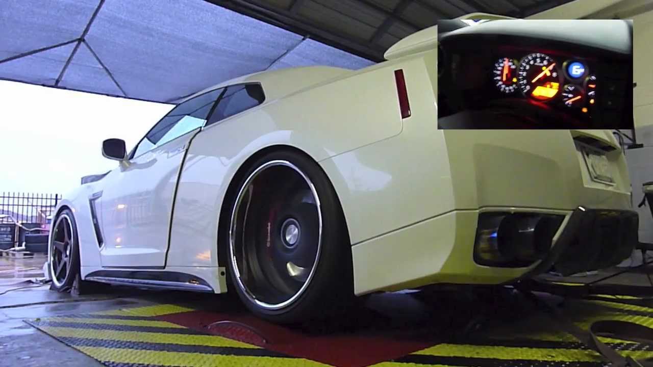 EVS Motors White Lightning GT-R 1,335HP Package Dyno Video 200MPH