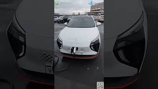 В Санкт-Петербурге русского накормили, а немцу отказали!