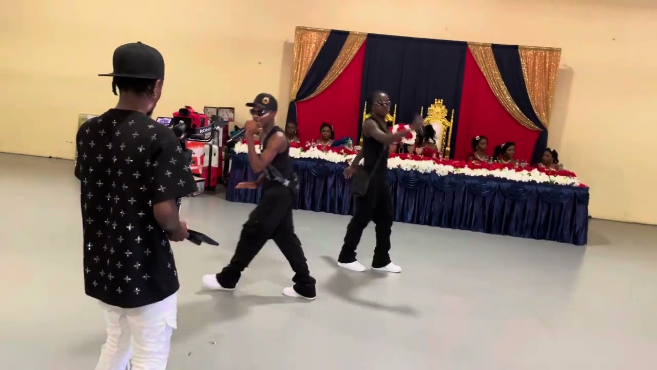 @Heisgasper  na @Janyboy.0 wame washa moto 🔥🔥 katika state ya Pennsylvania kwenye party.🔥🔥🔥🔥￼￼