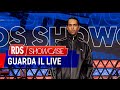 Mahmood guarda il live del suo rds showcase  rds showcase