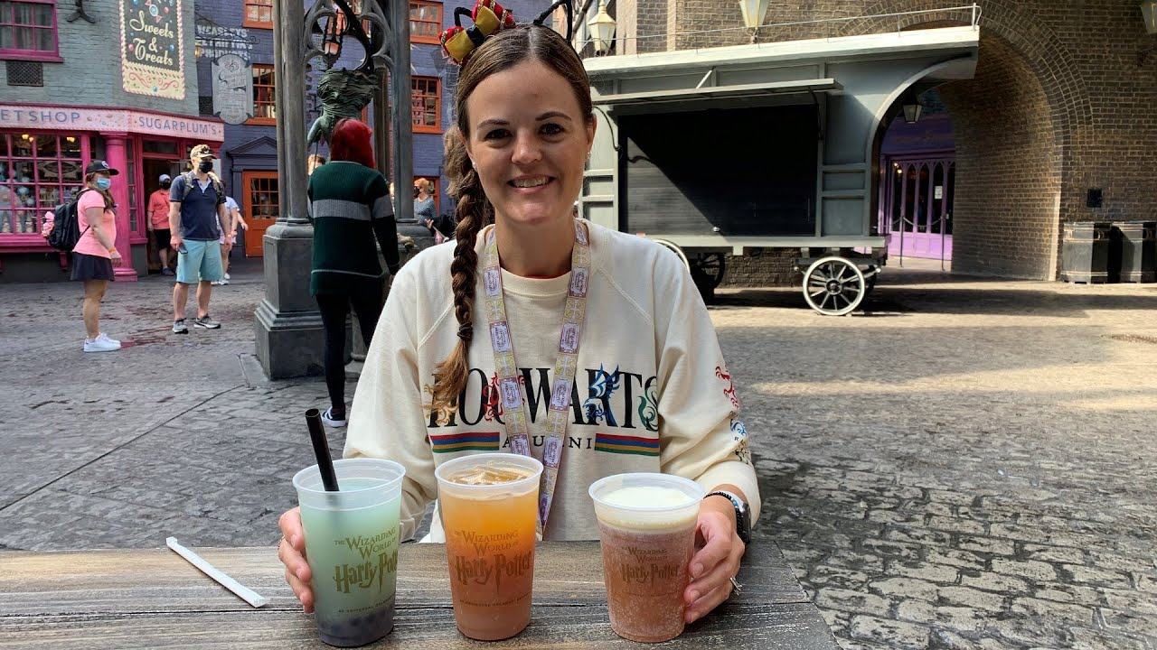 Trying Harry Potter Drinks and Checking Out the New Store at Universal Studios Orlando!