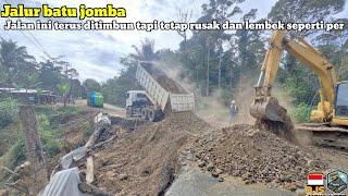 Latest Batu Jomba conditions‼️ This road keeps getting filled in but stays damaged and soft like ...