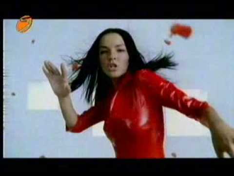 Bengü - Güller Yanıyor mp3 indir