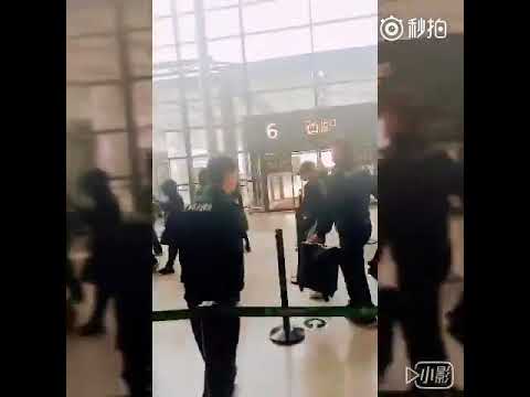 180406 Victoria - Shanghai Airport camera iphone 8 plus apk