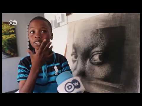 Video: Jinsi Ya Kufanya Uchoraji Kutoka Kwa Sufu Kavu