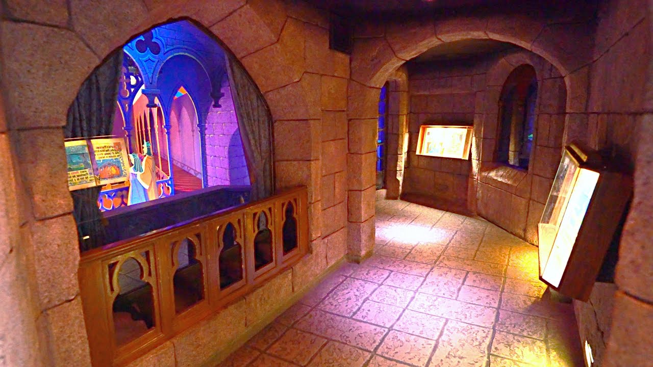 🌹 (JULY 2025) Sleeping Beauty Castle Walkthrough in 4K – Full Animated Window Tour at Disneyland!