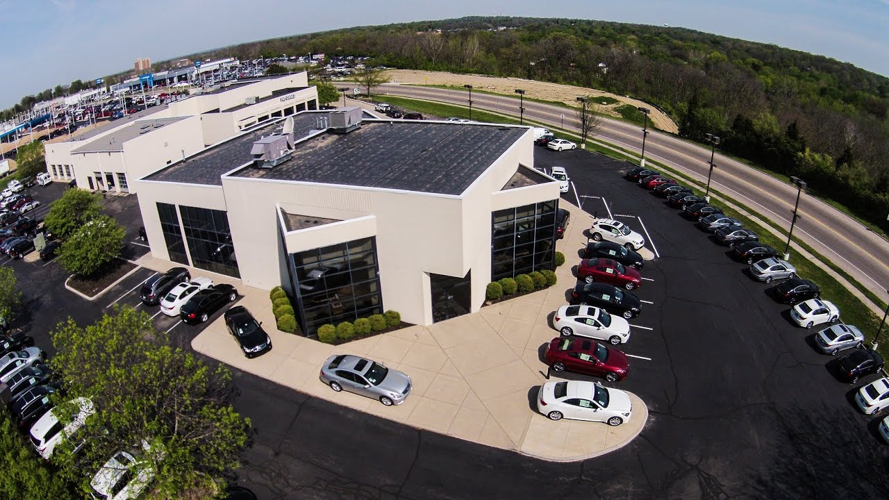Infiniti of Dayton - Drone Flyover winning serve in tennis