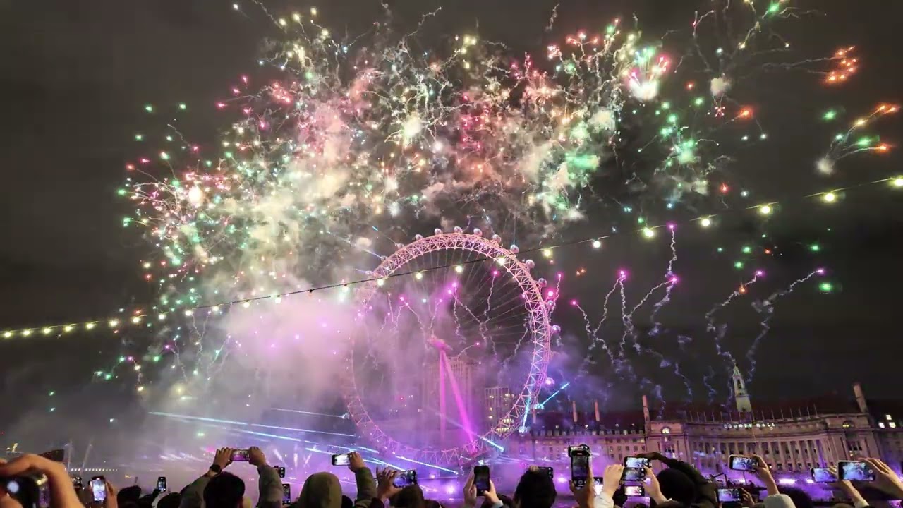 London New Year Fireworks 2025 🎆🎇
