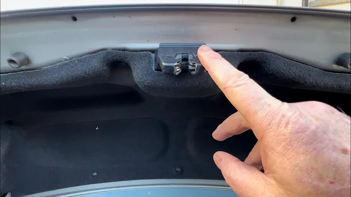 Car Boot/Trunk Won’t Shut Closed, Simple Fix in 1 Minute.