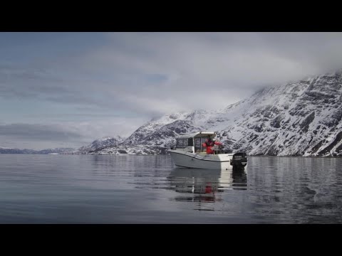Video: Hvad Er Betydningen Af det Grønlandske Nationaldragt