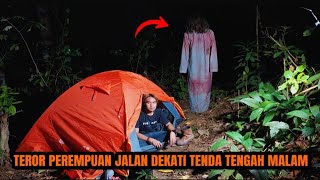 CAMPING HOROR‼️ADA SOSOK PEREMPUAN JALAN TENGAH MALAM DEKATI TENDA ,TERNYAT BUKAN MANUSIA.