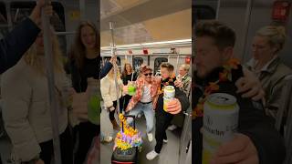 Dit is Berlin 🥳🌴 #sommersong2026 #reaction #partyvibes #paradies #cellarkid Vocals: KI / AI