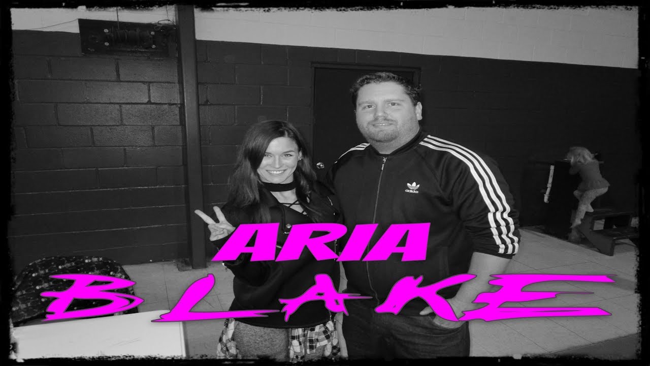 ARIA BLAKE VS. SALINA DE LA RENTA AT WRESTLEMERICA - YouTube