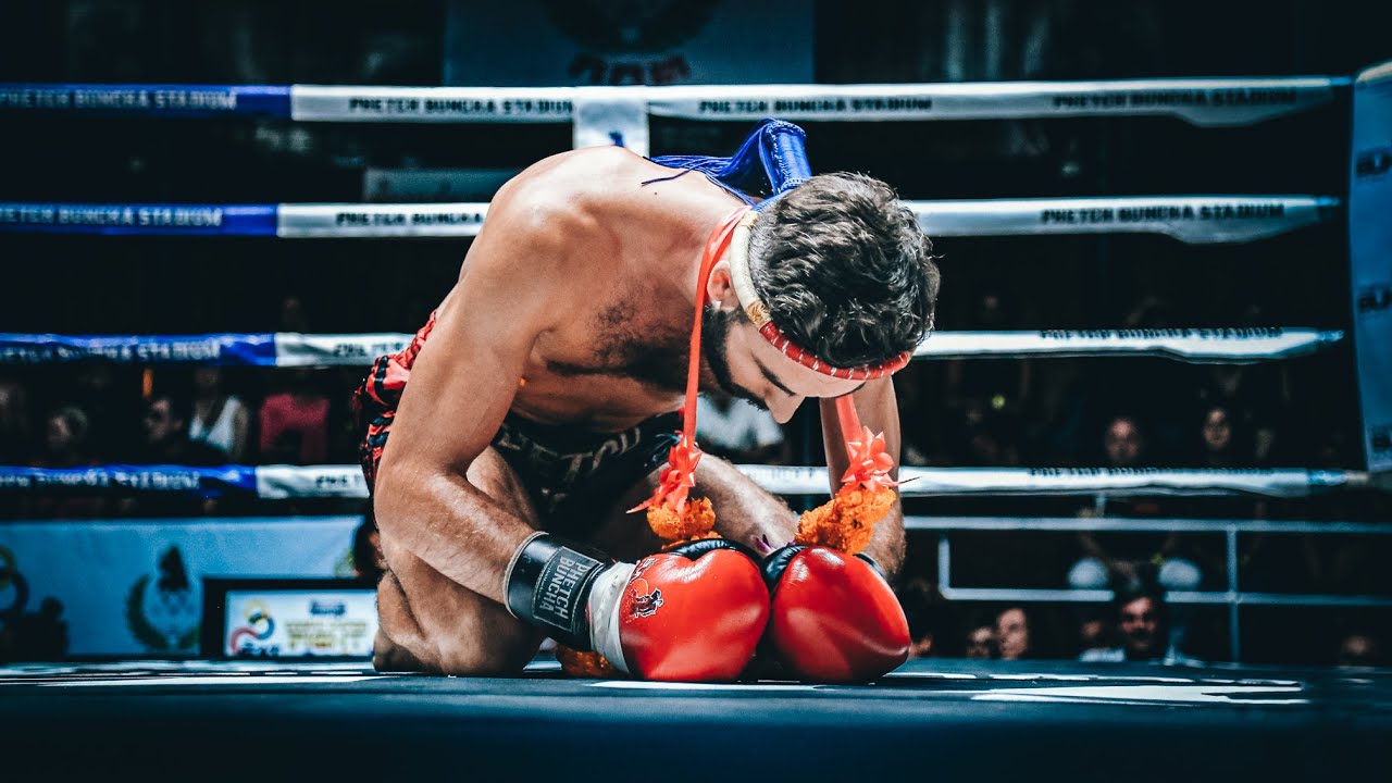 Thaïlande: les femmes dans le milieu de la boxe - Reportage