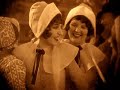 The First Lesbian Kiss - Lady of the night Monta Bell, 1925