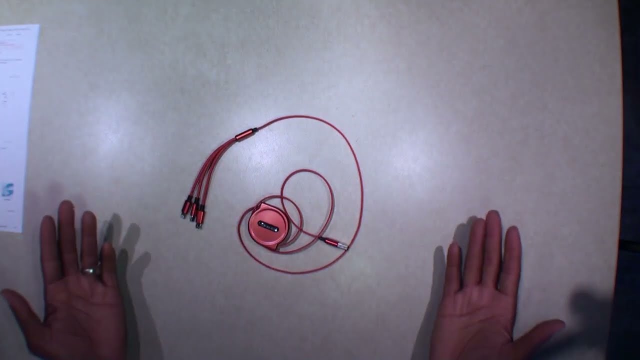 3 in 1 USB Retractable Charging cable.