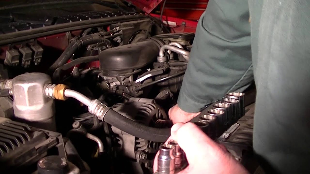 How To Replace The Alternator On A Chevrolet Blazer 2 - Youtube