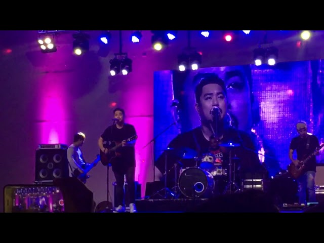 Kung ‘Di Rin Lang Ikaw(BISAYA/TAGALOG VER) - December Avenue(Live at Lasalle University Ozamiz)