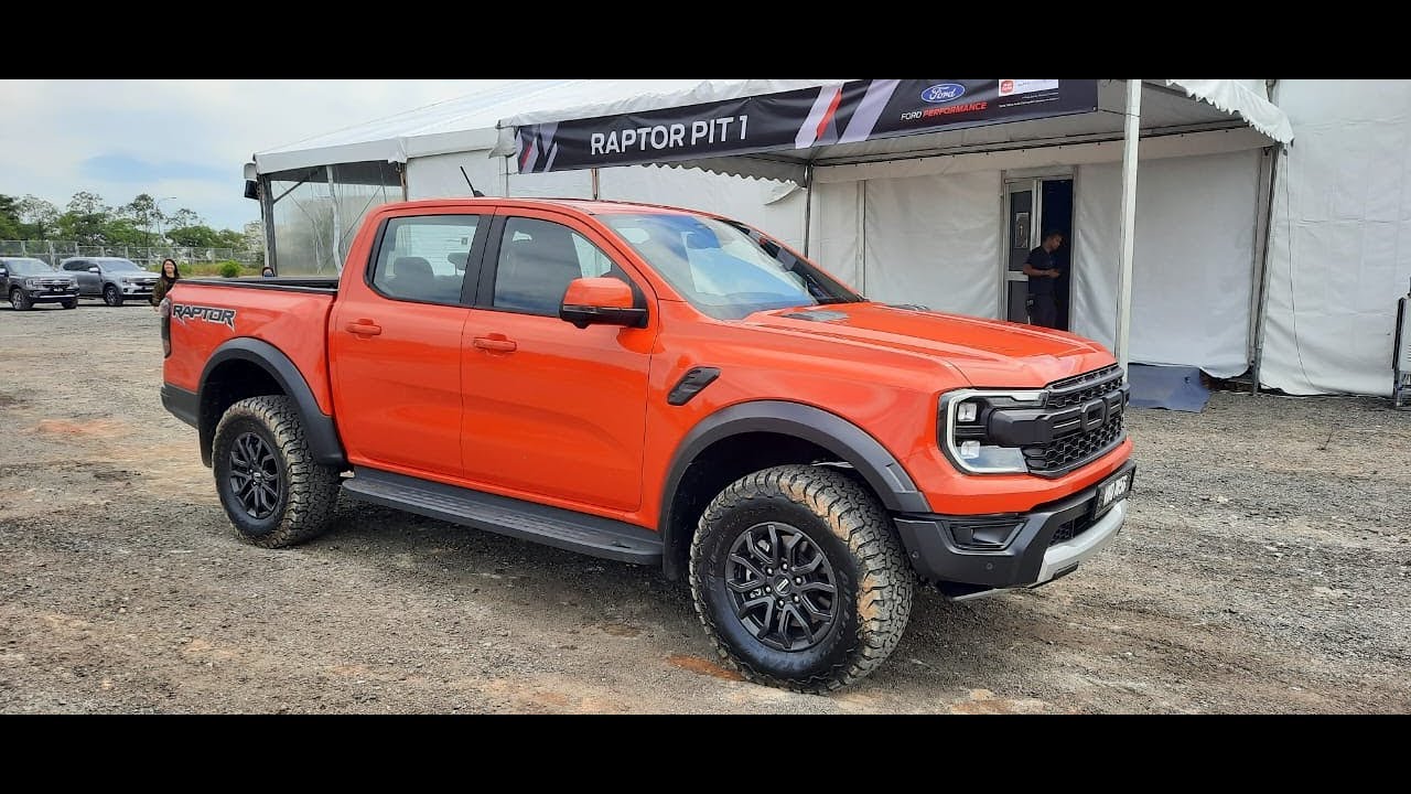 All-New 2023 Ford Ranger Raptor 4x4 2.0L Bi-Turbo DIESEL - TEST DRIVE!