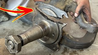 Broken Front Wheel Spindle Failure || The Mechanic Had No Other Option But to Repaired It....