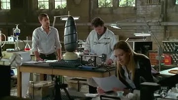 Fringe Episode 1.04 Scene - Noticing The Bald Guy