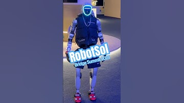 Robot Sol out here Exploring! Bridge Summit 2025 ♥️ #RobotSoL #robotics #shorts #short #shortvideo