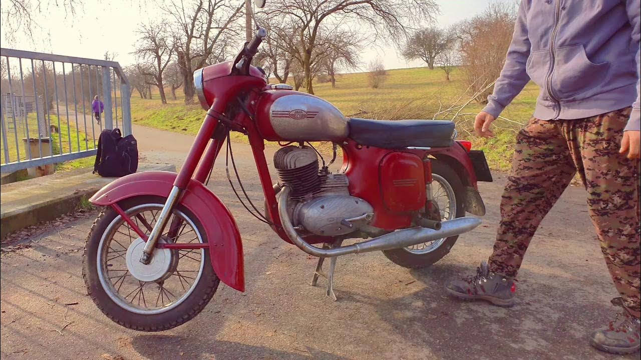 Ява 250 559