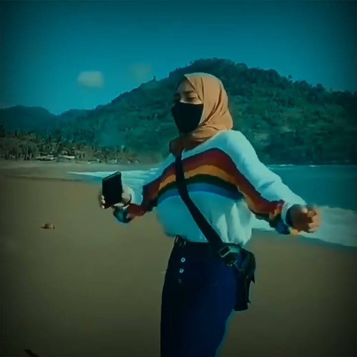 Story WA Cewek Cantik Goyang Santuy (Lagi Nyaman Sendiri)