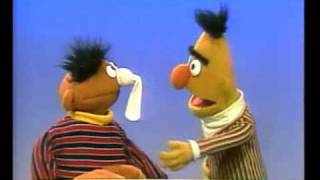 Sesame Street - Ernie's 'Guess What I'm Thinking of' Game
