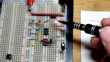 Alternating Fading LEDs Circuit using Astable 555 and Voltage Follower Op Amp