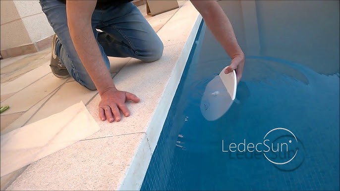 Éclairage solaire pour les piscines sans Installation, Allumez votre  piscine en quelques minutes de manière sûre, durable et sans fil. En  utilisant uniquement l'énergie solaire., By LedecSun