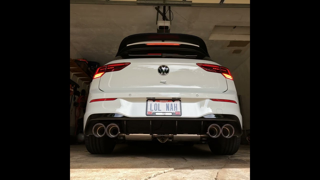 MK8 R Start and revs in various modes with the Neuspeed Catback!