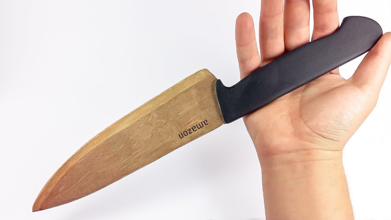 En casa de herrero cuchara o cuchillo de palo