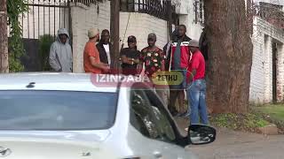 Kusale Enkundleni Abasolwa Abathathu Kwalimala Oyedwa Ngesikhathi Bedubulana Namaphoyisa