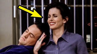 Friends Details You Only Notice On Your 10Th Rewatch