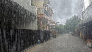 Super Heavy Rain in Indonesian Villages, very cold, fell asleep soundly with the sound of heavy rain