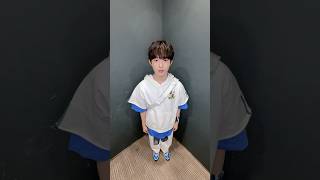 KICKFLIP makestar 日本限定 手描きプリクラ風フォト ケイジュ KickFlip | ℂ𝕆ℕℂ𝔼ℙ𝕋 ℙℍ𝕆𝕋𝕆 Lookbook #케이주 #Keiju