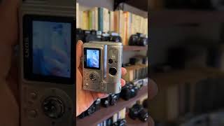 Sony cybershot dsc f77a 2003 digital camera