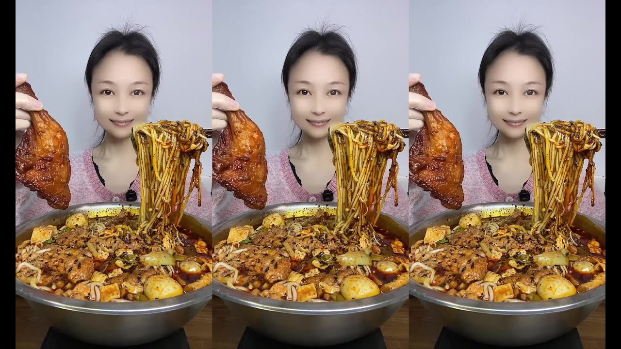 CHINESE MUKBANG SWEETFOOD,CAKE EATING SHOW EATING SPICY NOODLES YummyMukbang